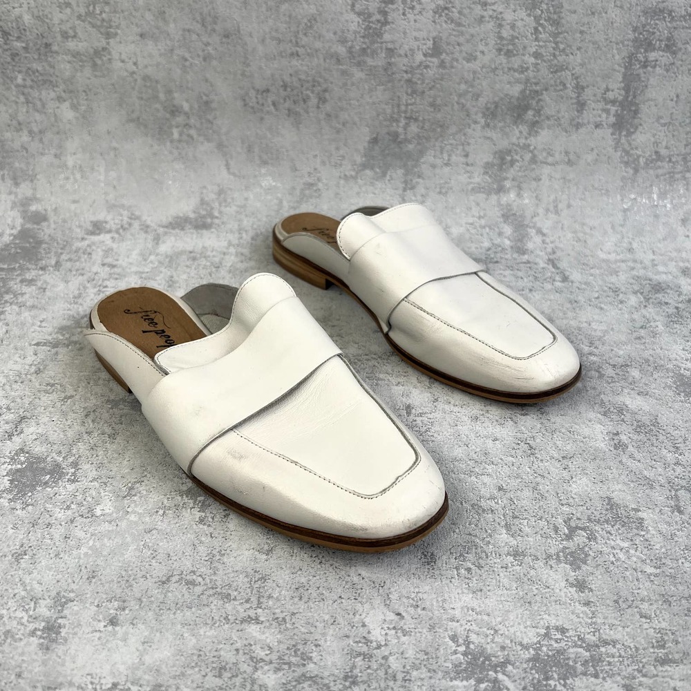 Free People White Leather At Ease Slip On Loafer Size 38 US 8